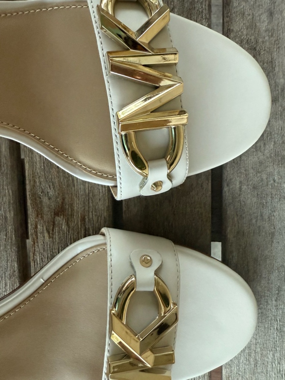 Michael Kors White Leather Logo Ankle Strap Heels Size 8M Gold Hardware - Picture 5 of 7